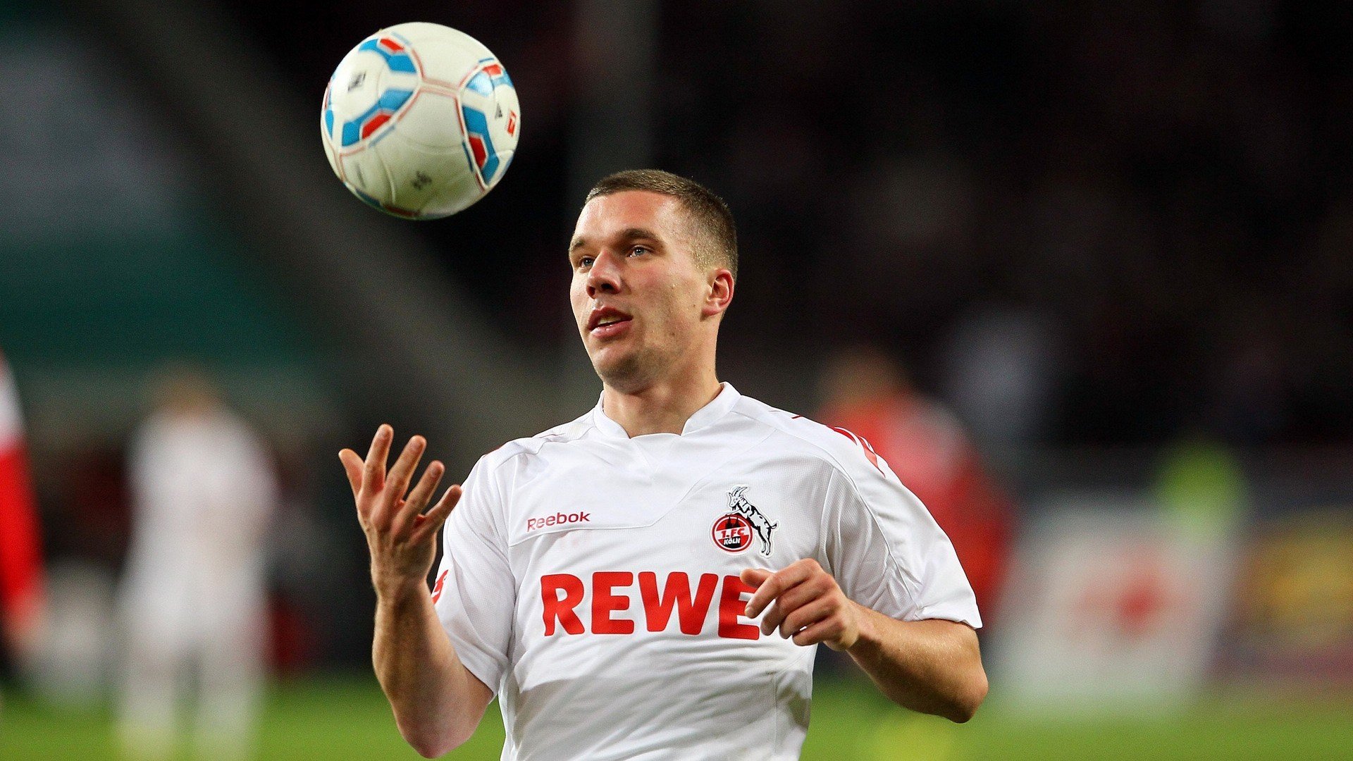 《Xiaohu：多赛季稳定发挥，展现领袖魅力》