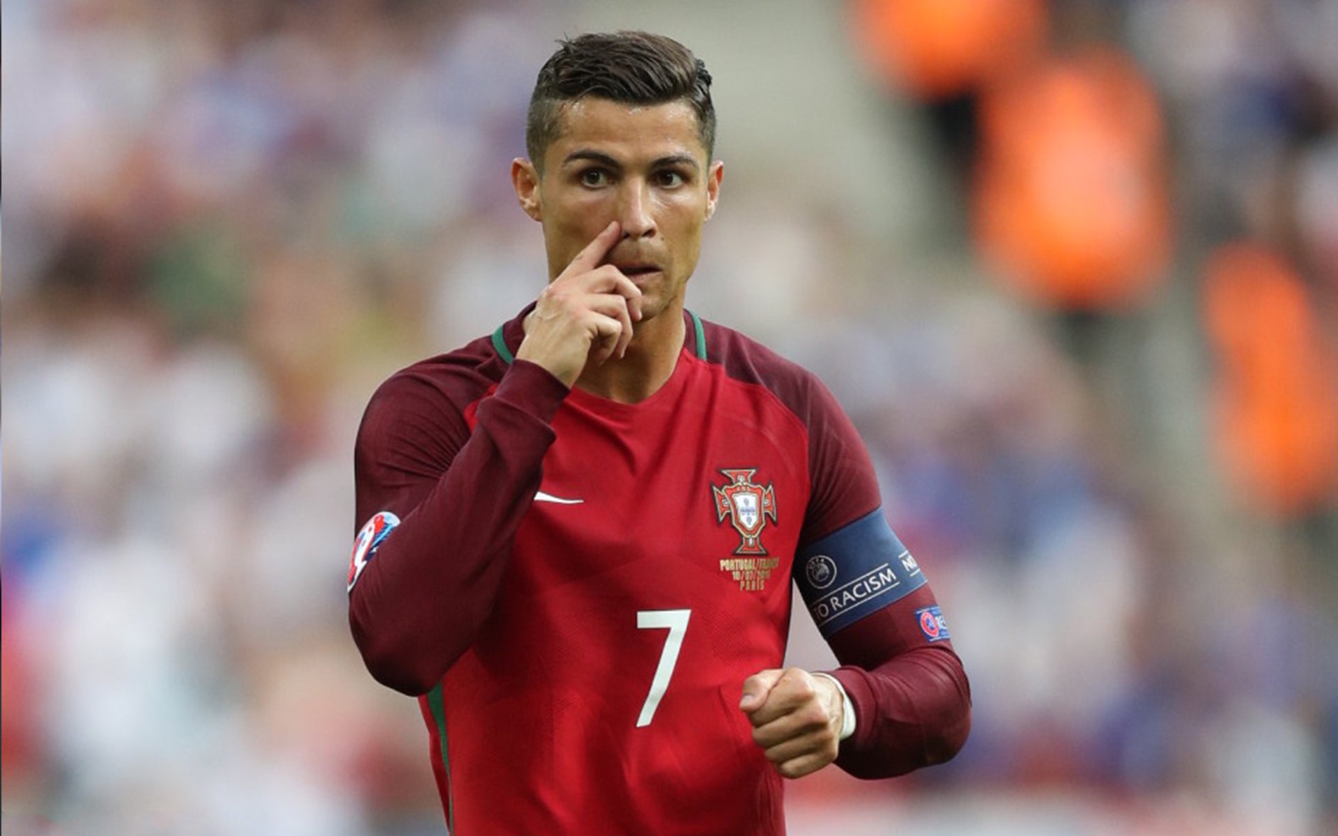 全国足球场地绿化技术应用创新,打造“绿色运动场”,足球场绿色草坪背景图